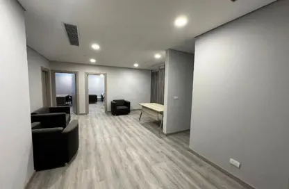 مساحات مكتبية - استوديو - 2 حمامات للايجار في ووك اوف كايرو - كمبوندات الشيخ زايد - الشيخ زايد - الجيزة