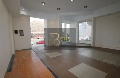 Show Room - Studio - 2 Bathrooms for rent in Ahmed Al Zomor St. - 9th Zone - Nasr City - Cairo