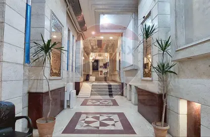 شقة - 3 غرف نوم - 3 حمامات للبيع في شارع محمد الصيرفي - سيدي بشر - حي اول المنتزة - الاسكندرية