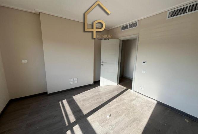 8448120 - Property Main Image