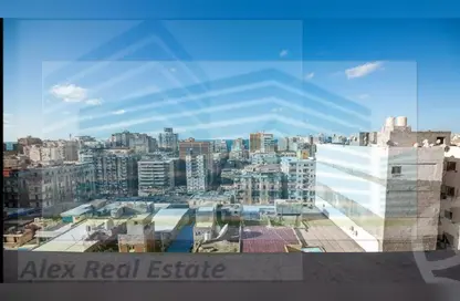 Apartment - 3 Bedrooms - 1 Bathroom for rent in Famous St. - Camp Chezar - Hay Wasat - Alexandria