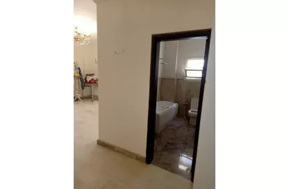 Apartment - 3 Bedrooms - 3 Bathrooms for sale in 7th District - Shorouk City - Cairo
