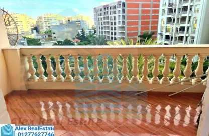 شقة - 3 غرف نوم - 3 حمامات للايجار في شارع كمال الدين صلاح - سموحة - حي شرق - الاسكندرية