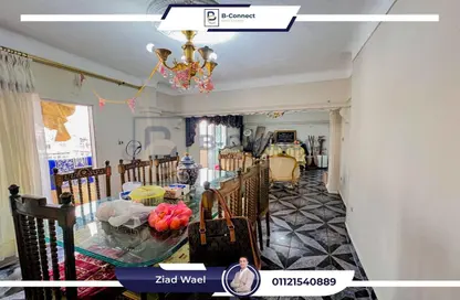 Apartment - 2 Bedrooms - 1 Bathroom for sale in Abd Al Fattah El Taweel St. - Fleming - Hay Sharq - Alexandria