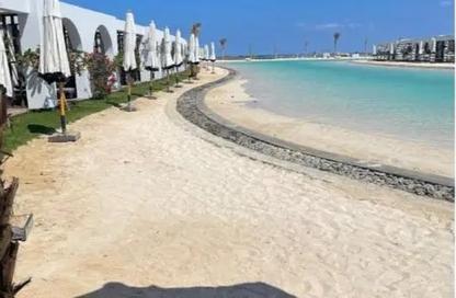 Chalet - 2 Bedrooms - 2 Bathrooms for sale in Hacienda Bay - Sidi Abdel Rahman - North Coast